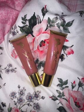 Dolly Parton - Dolly Beauty Lip Gloss duo